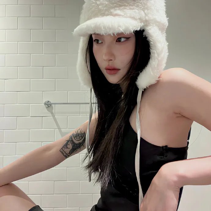 在苍色世界的中心